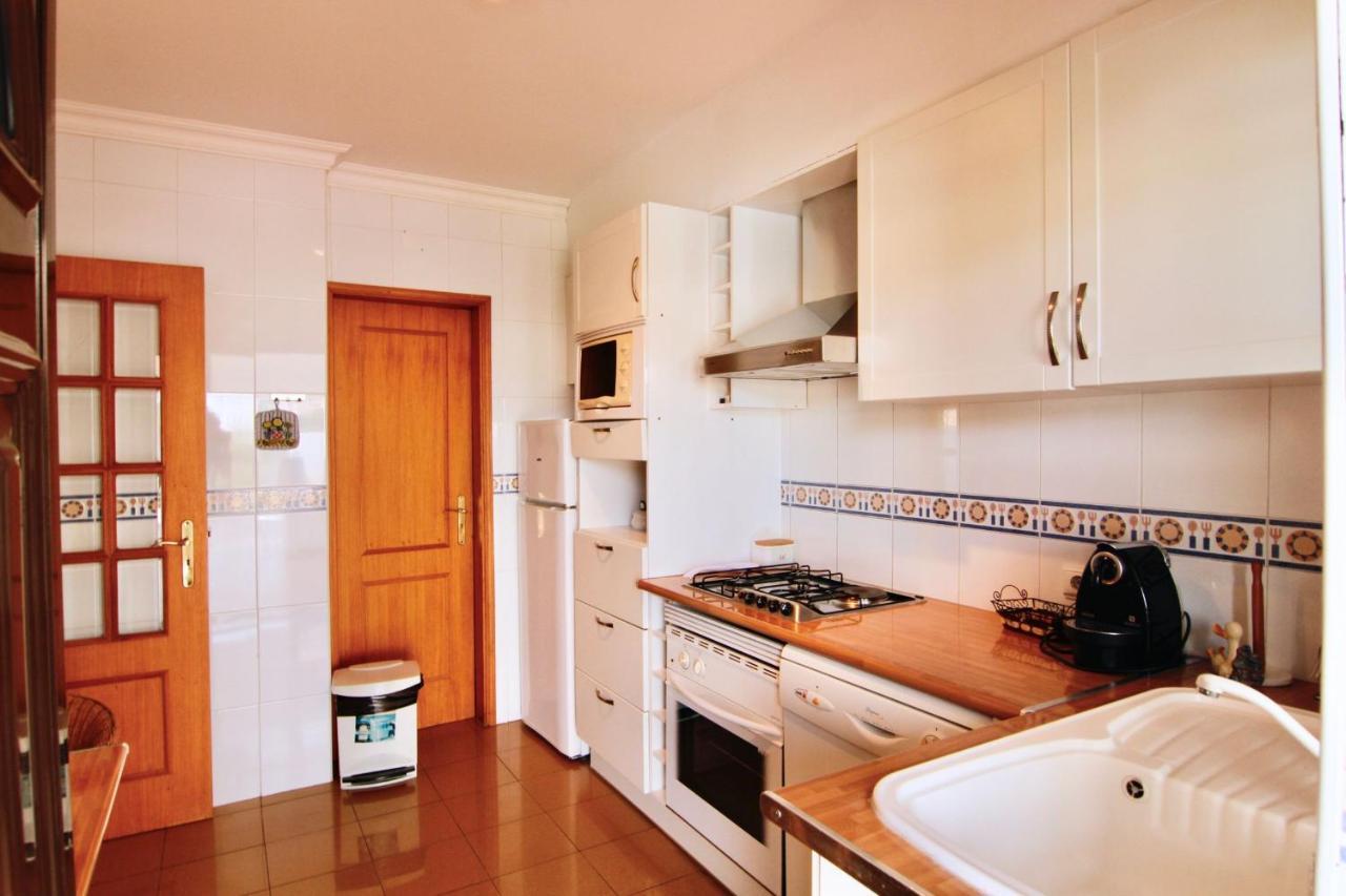 Lovelystay - Alto Dos Calicos 2Br House With Garden อัลบูเฟรา ภายนอก รูปภาพ